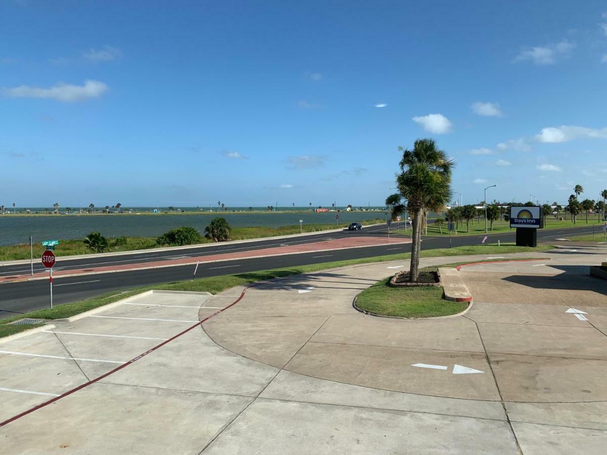 Days Inn By Wyndham Rockport Texas Esterno foto