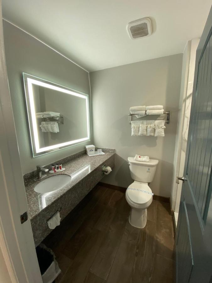 Days Inn By Wyndham Rockport Texas Esterno foto